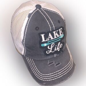 LAKE LIFE Distressed Summer Mesh Snap Back Truckers Hat Ball Cap One Size Gray